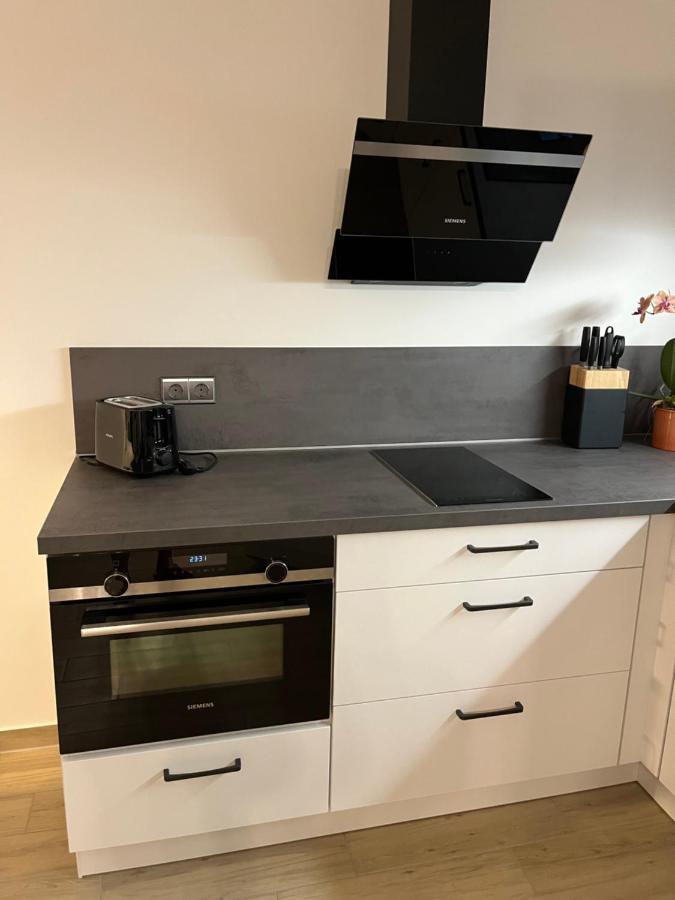 Neu Sanierte Wohnung Fuer 2-4 P Eschwege Exteriör bild