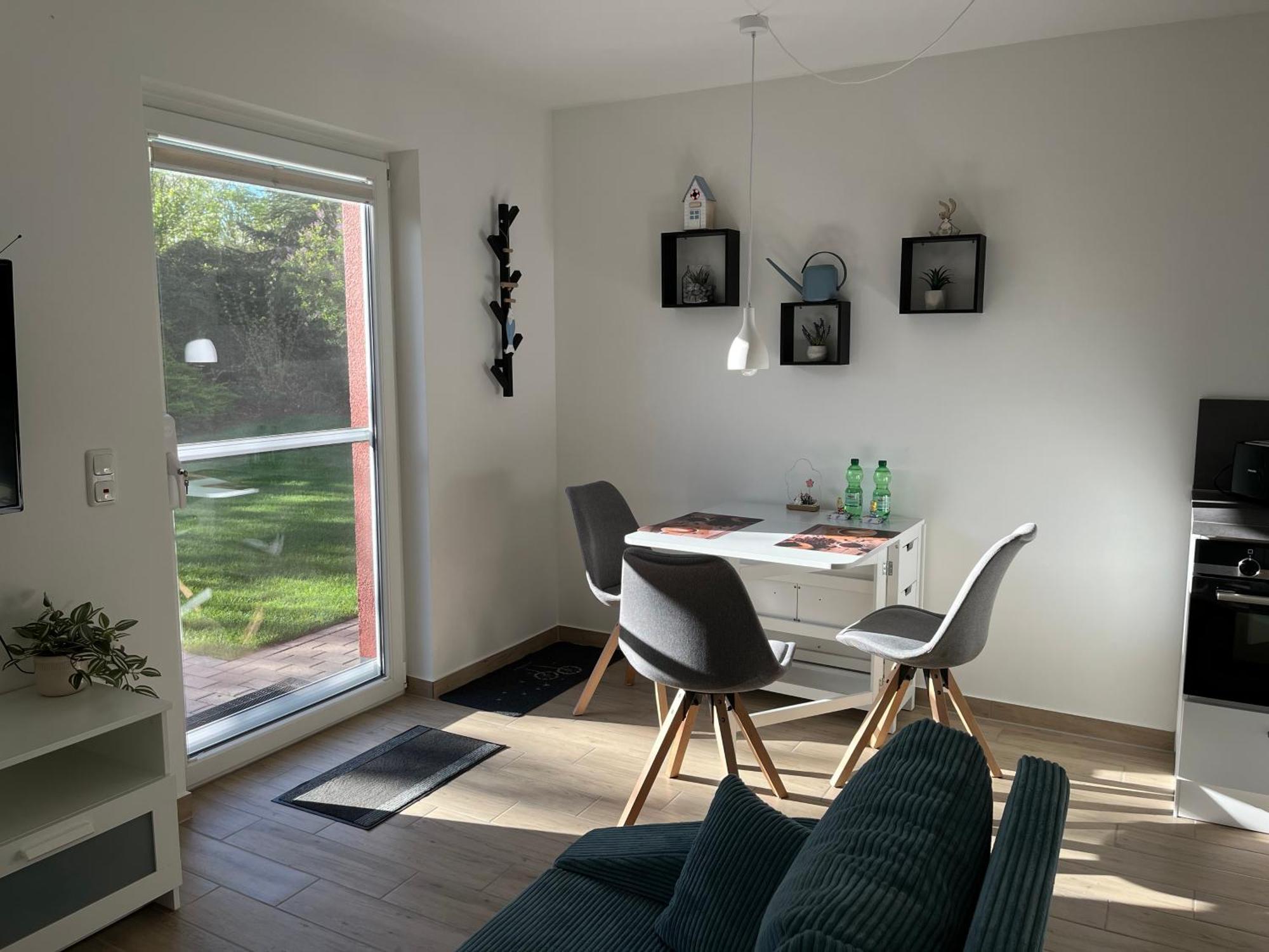 Neu Sanierte Wohnung Fuer 2-4 P Eschwege Exteriör bild