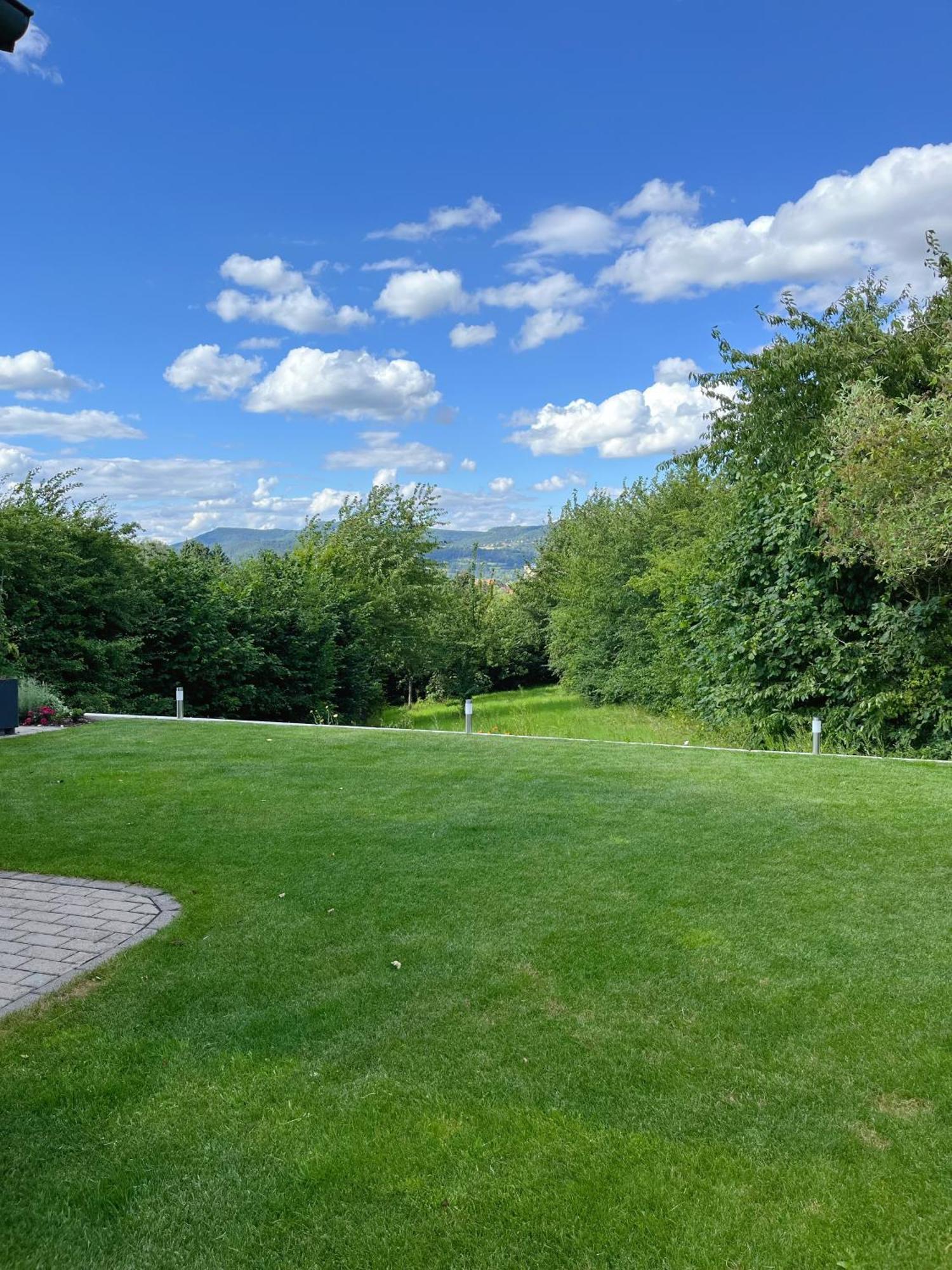 Neu Sanierte Wohnung Fuer 2-4 P Eschwege Exteriör bild